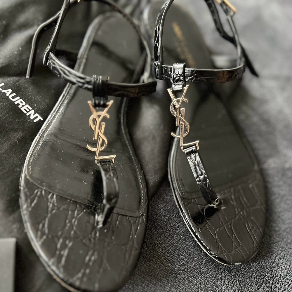 SAINT LAURENT (YSL) Cassandra Croc-Embossed Leather Slingback Thong Sandals